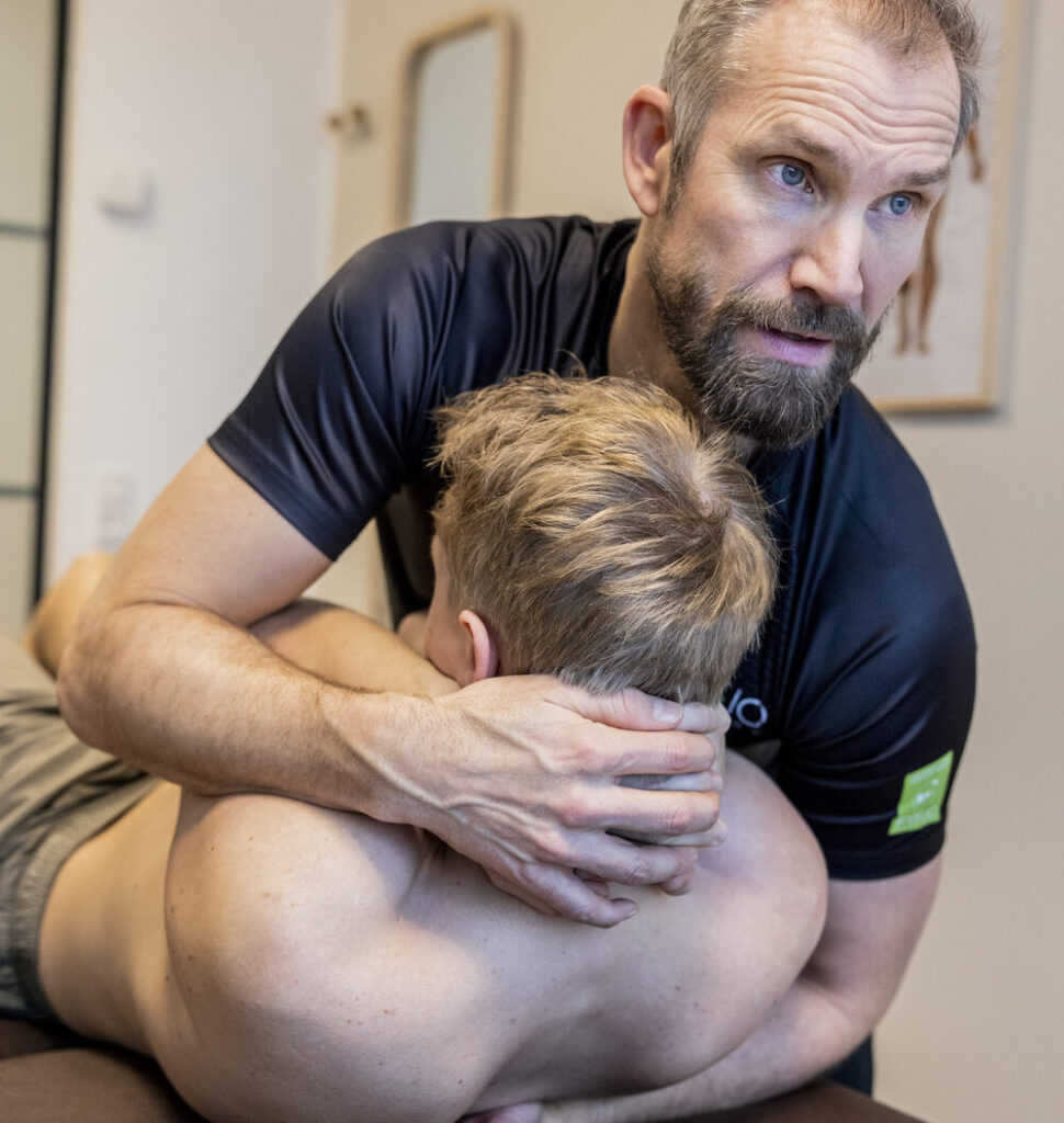 nerve i klemme i nakken
